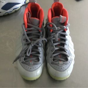 Men’s Nike Air Foamposite Pro size 9